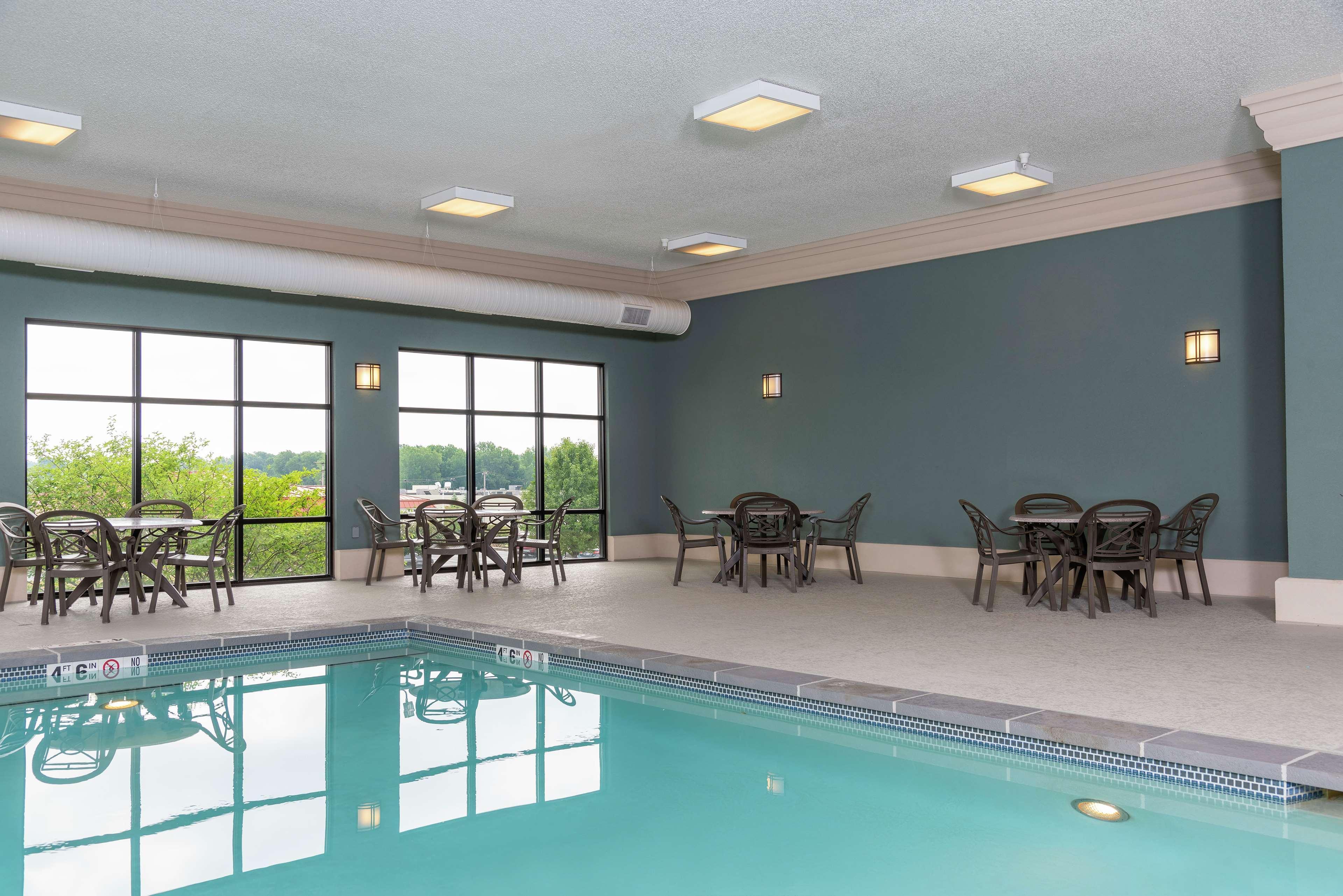 Hampton Inn Warsaw Εξωτερικό φωτογραφία