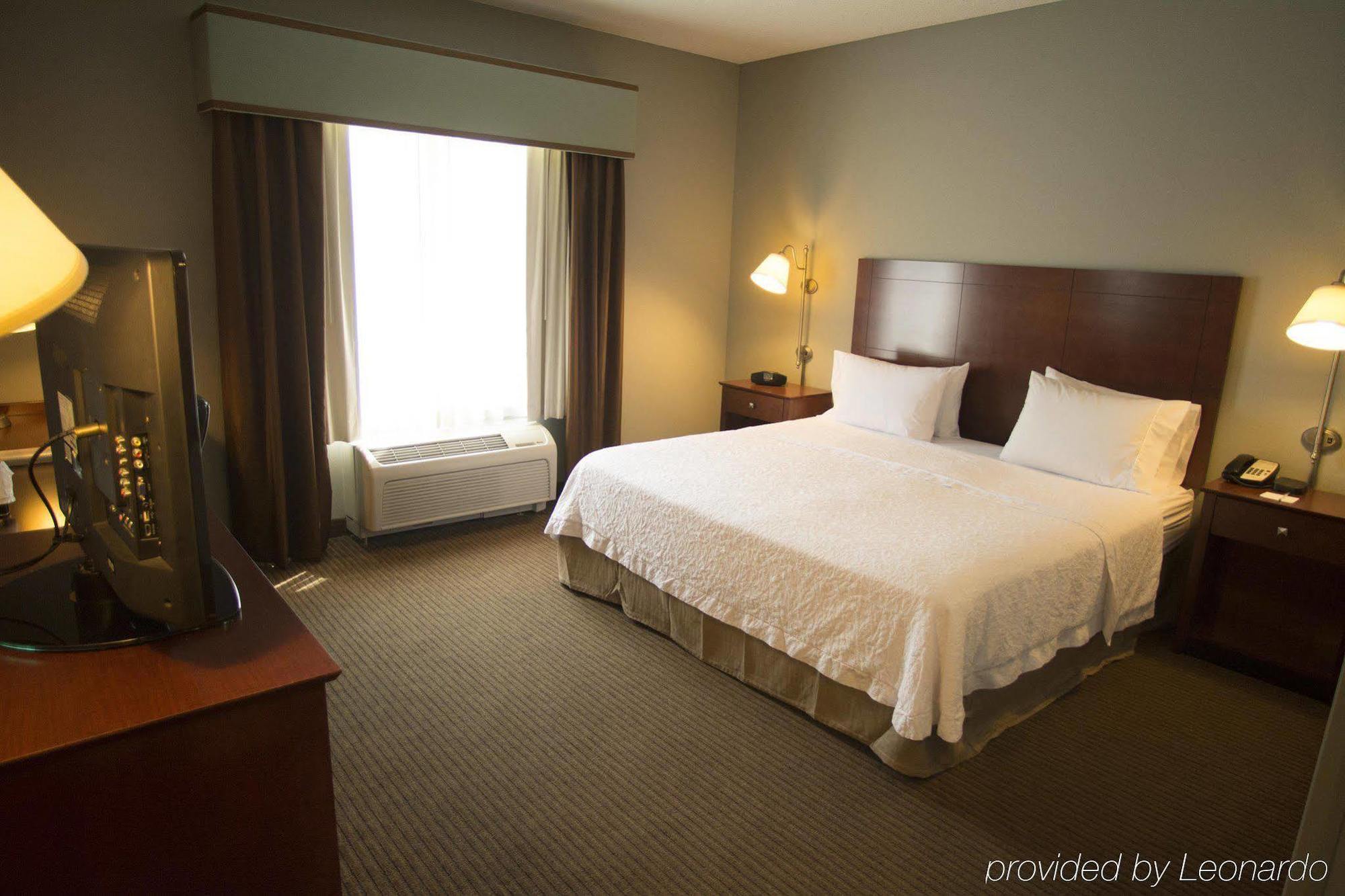 Hampton Inn Warsaw Εξωτερικό φωτογραφία